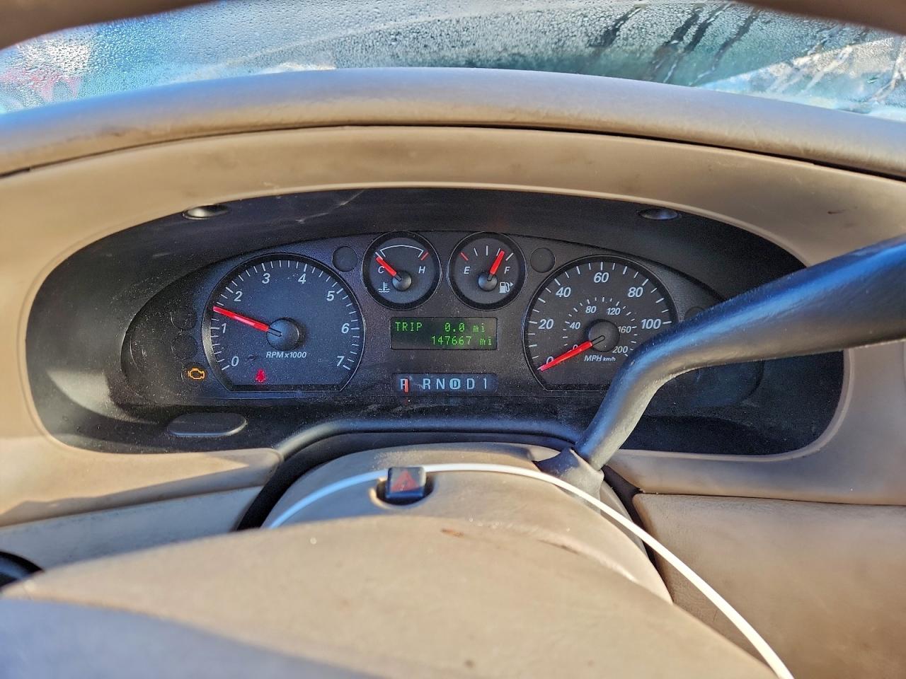 Ford Taurus Se Image 10