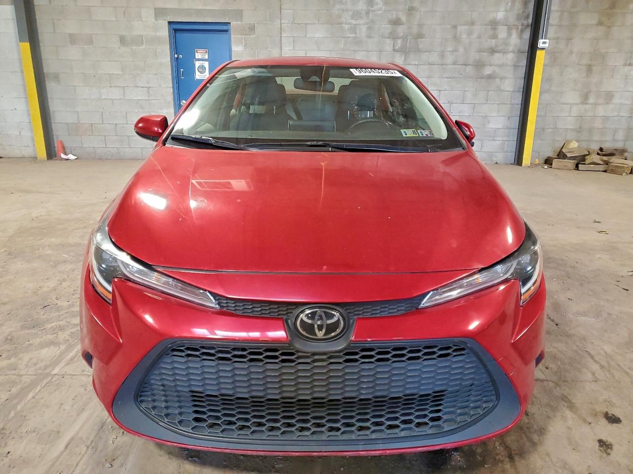 Toyota Corolla Le Image 2