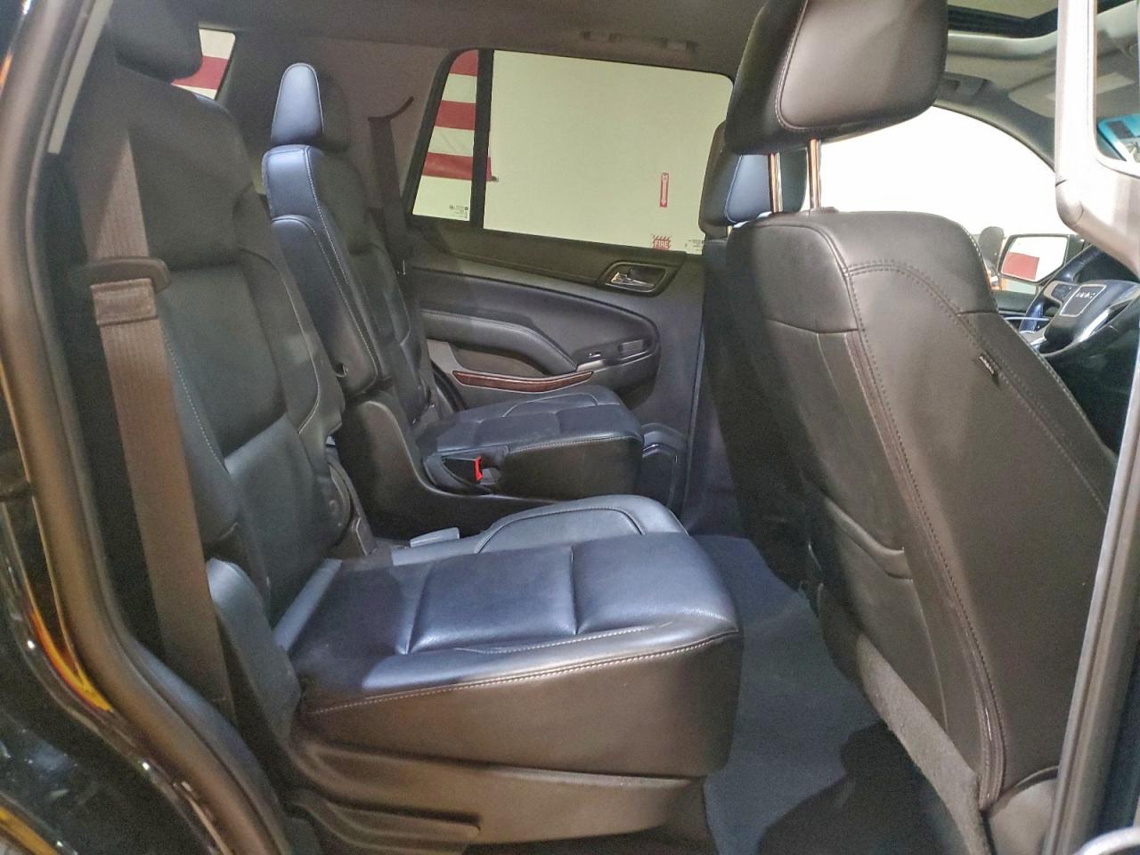 GMC Yukon Slt Image 8