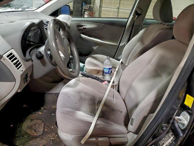 Toyota Corolla Base Image 5