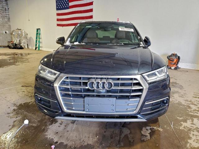 Audi Q5 Prestige Image 12