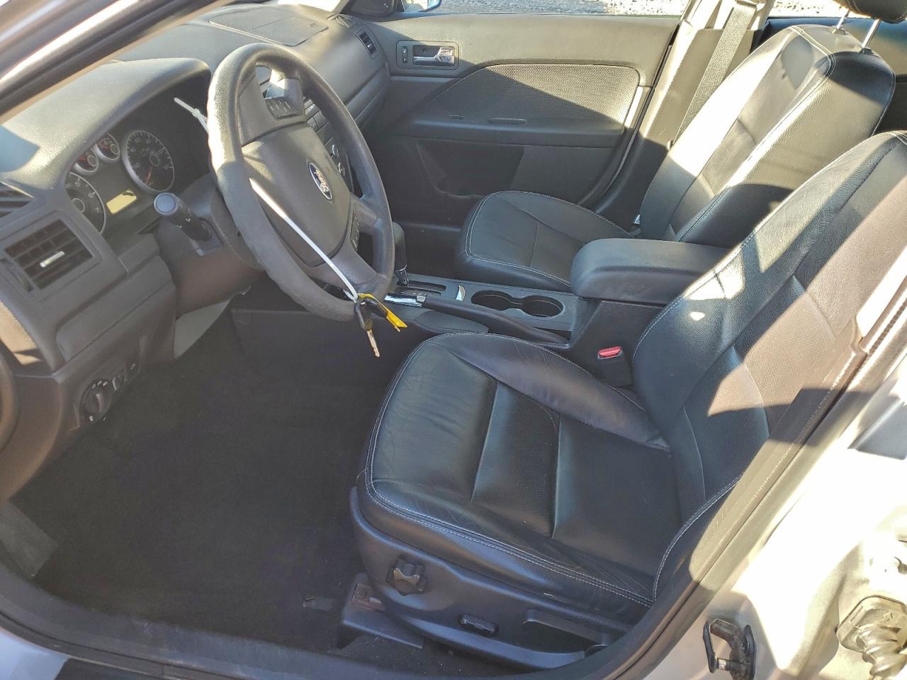 Ford Fusion Se Image 12