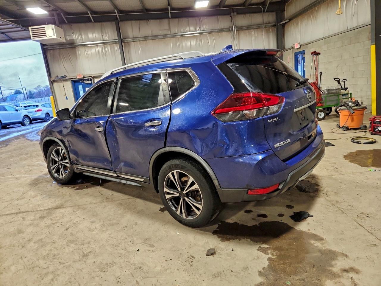 Nissan Rogue S Image 4