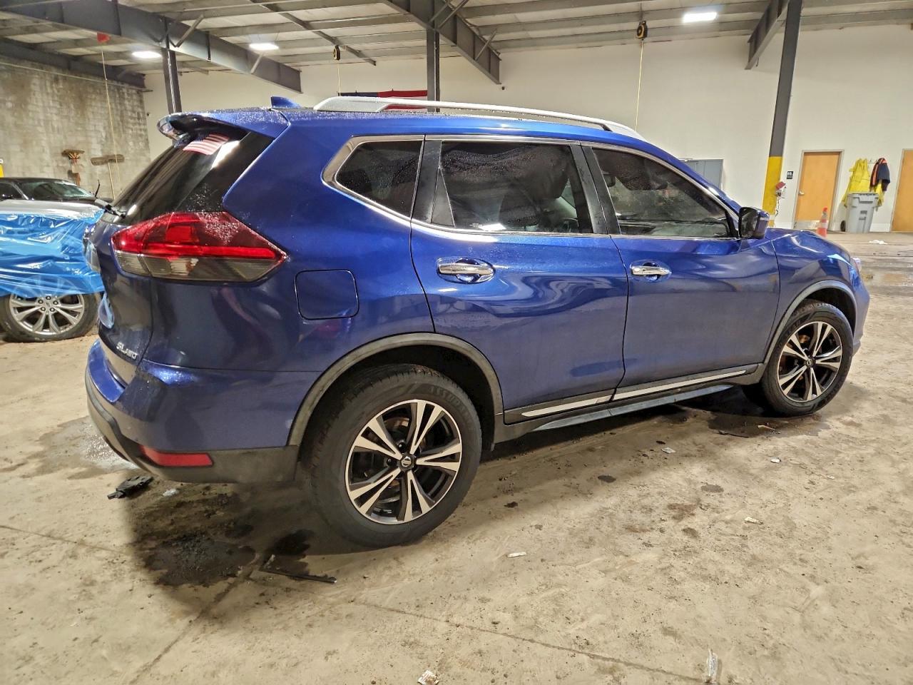 Nissan Rogue S Image 9