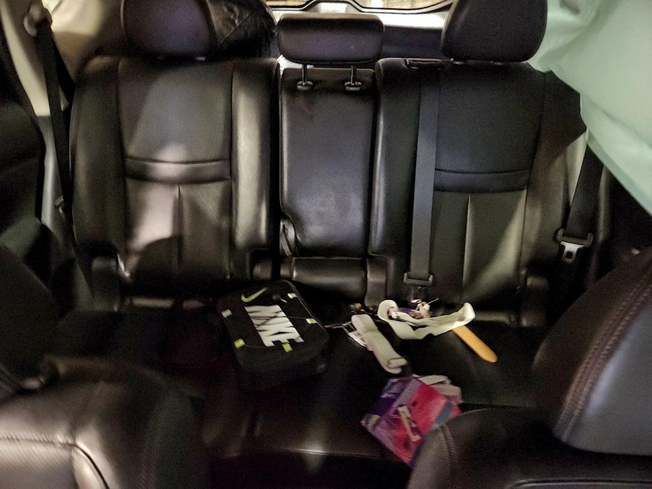 Nissan Rogue S Image 10