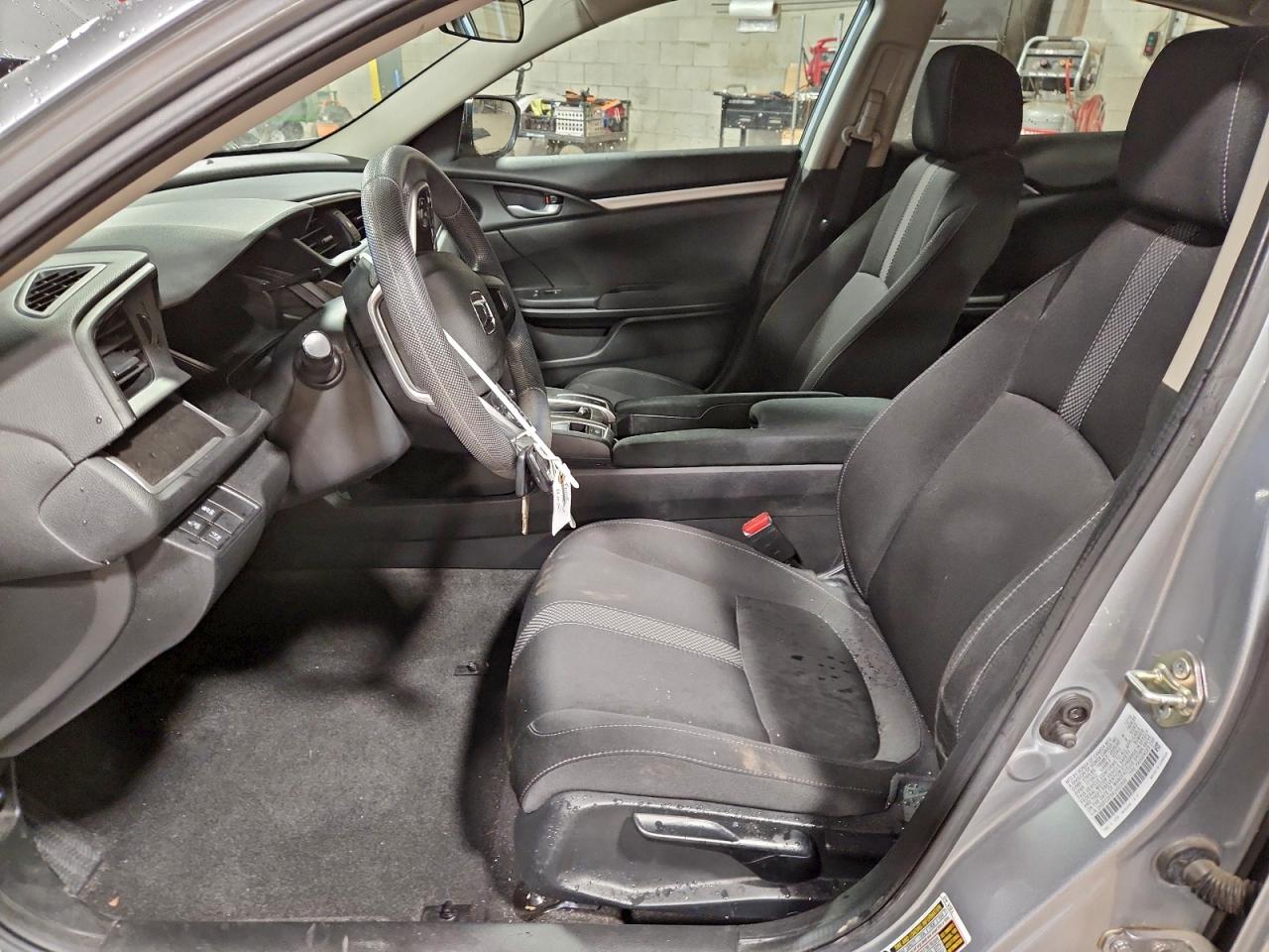 Honda Civic Lx Image 7