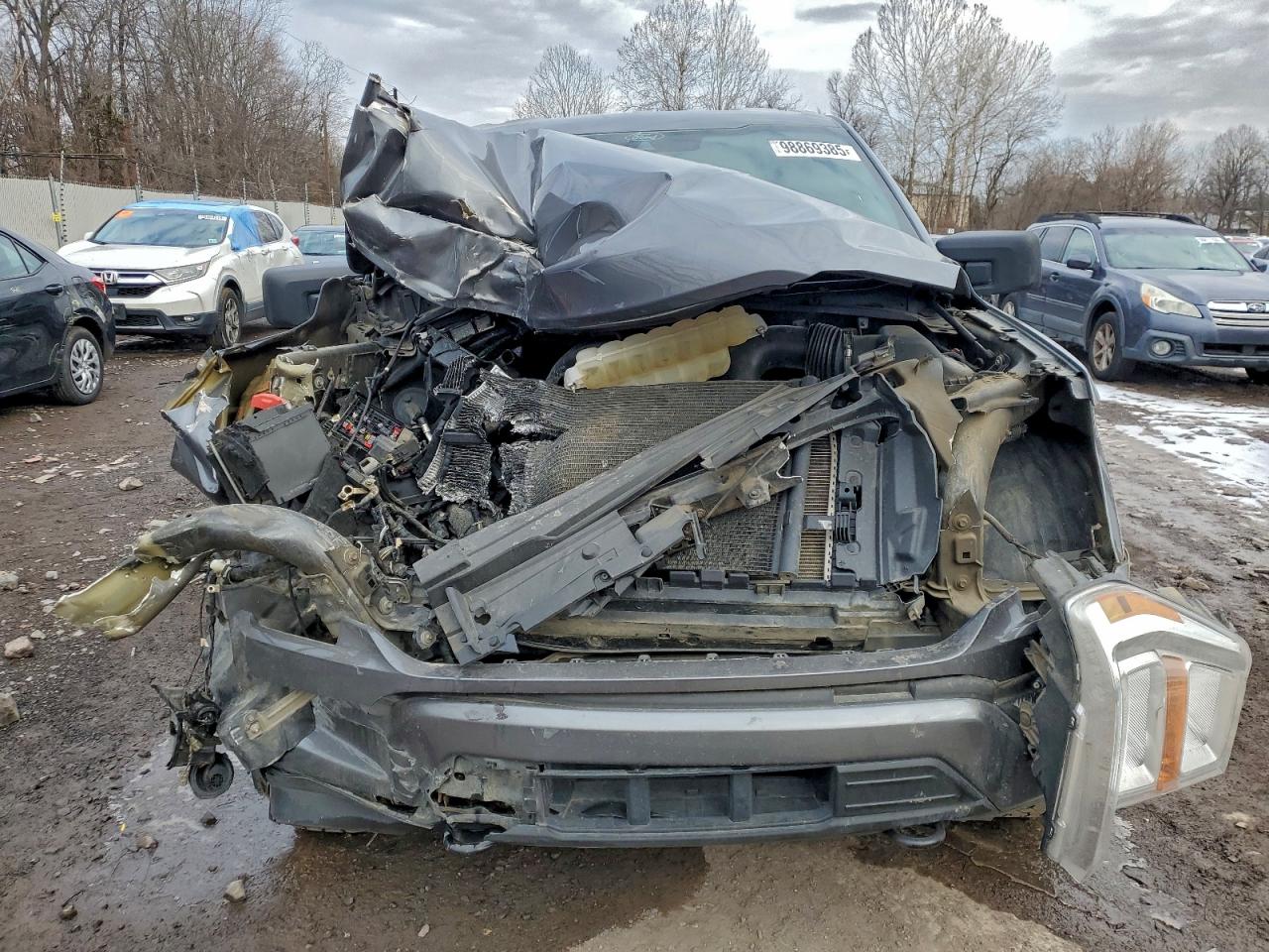 Ford F-150 Supercrew Image 10