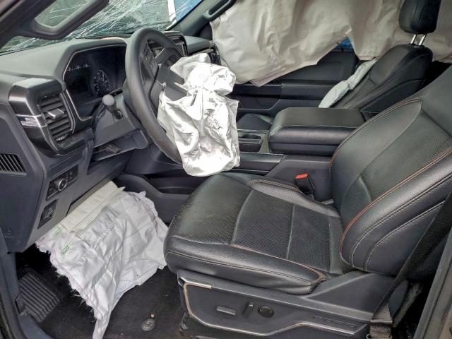 Ford F-150 Supercrew Image 3