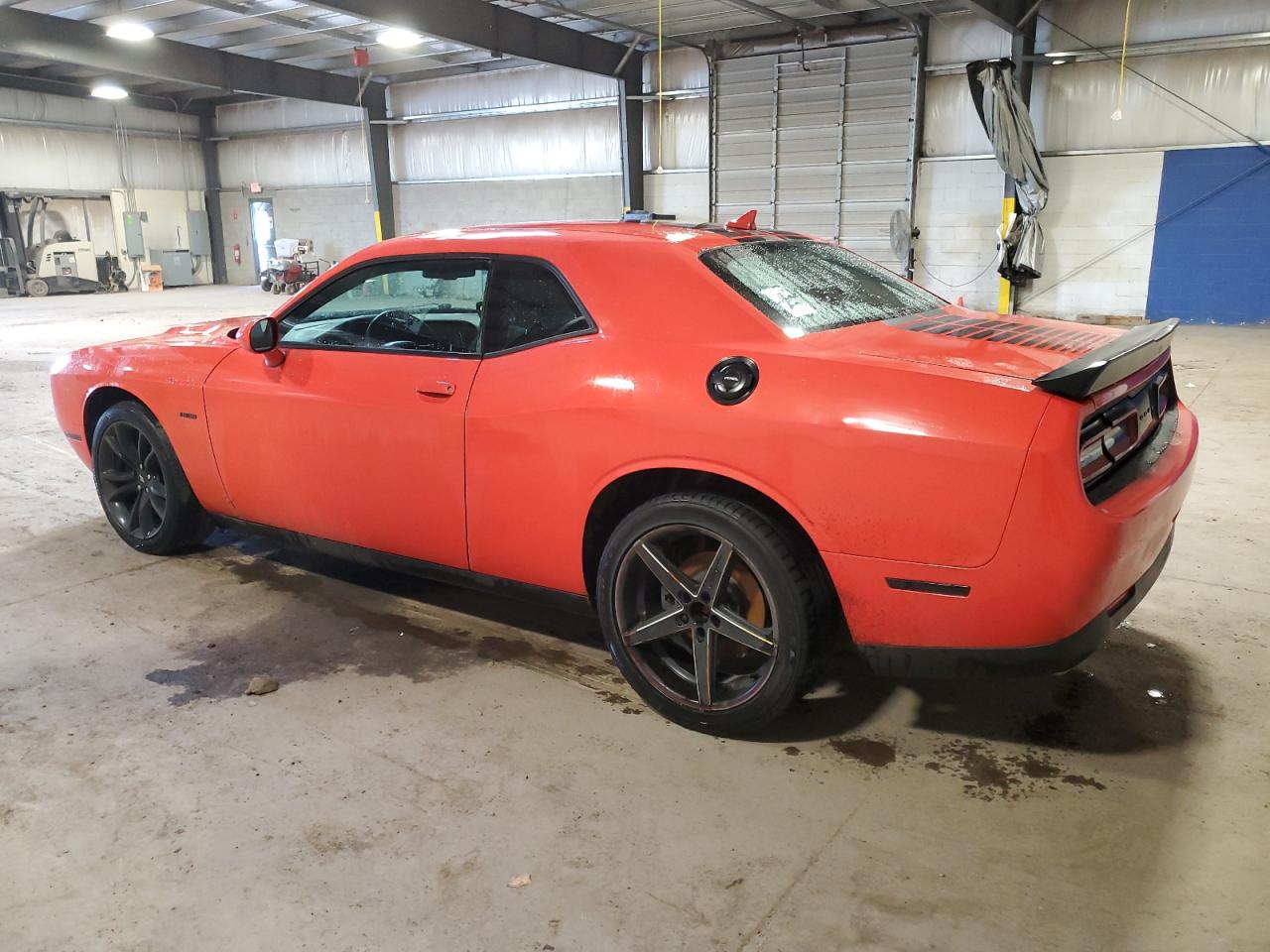 Dodge Challenger R/t Image 2